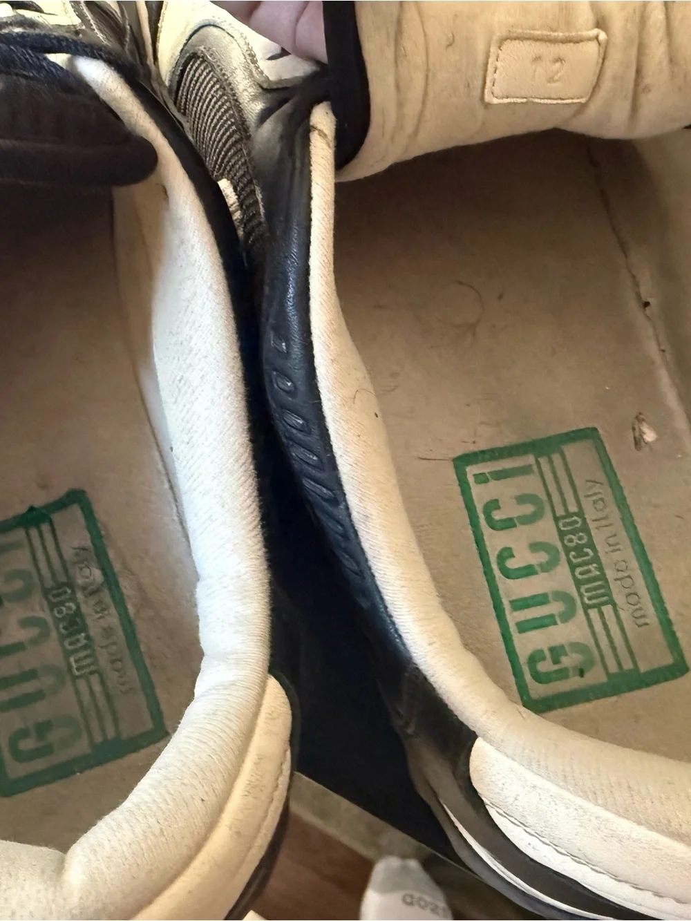 Gucci Black and White Men’s Low-Top Sneakers